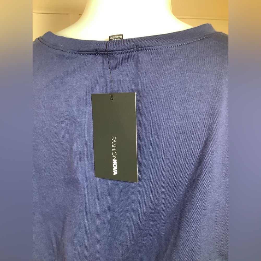 3X Navy long sleeve crop top soft lightweight tee shirt material. - Picture 10 of 11